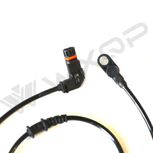 Датчик ABS передний WXQP 130343
