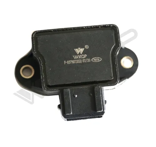 Датчик положение дросс заслонки 3х конт квадратный WXQP 330203