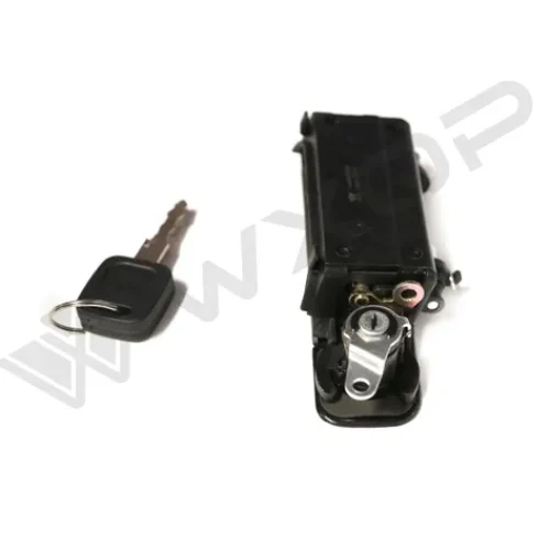 Ручка двери передней наружная R WXQP 370657