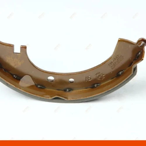 Тормозные колодки задние барабанные SRR OE BS-65201