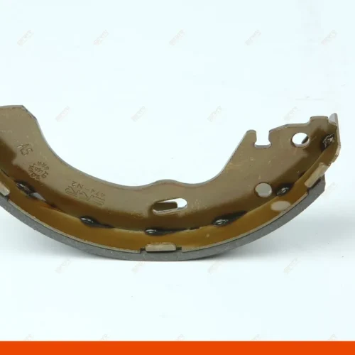 Тормозные колодки задние барабанные SRR OE BS-65303